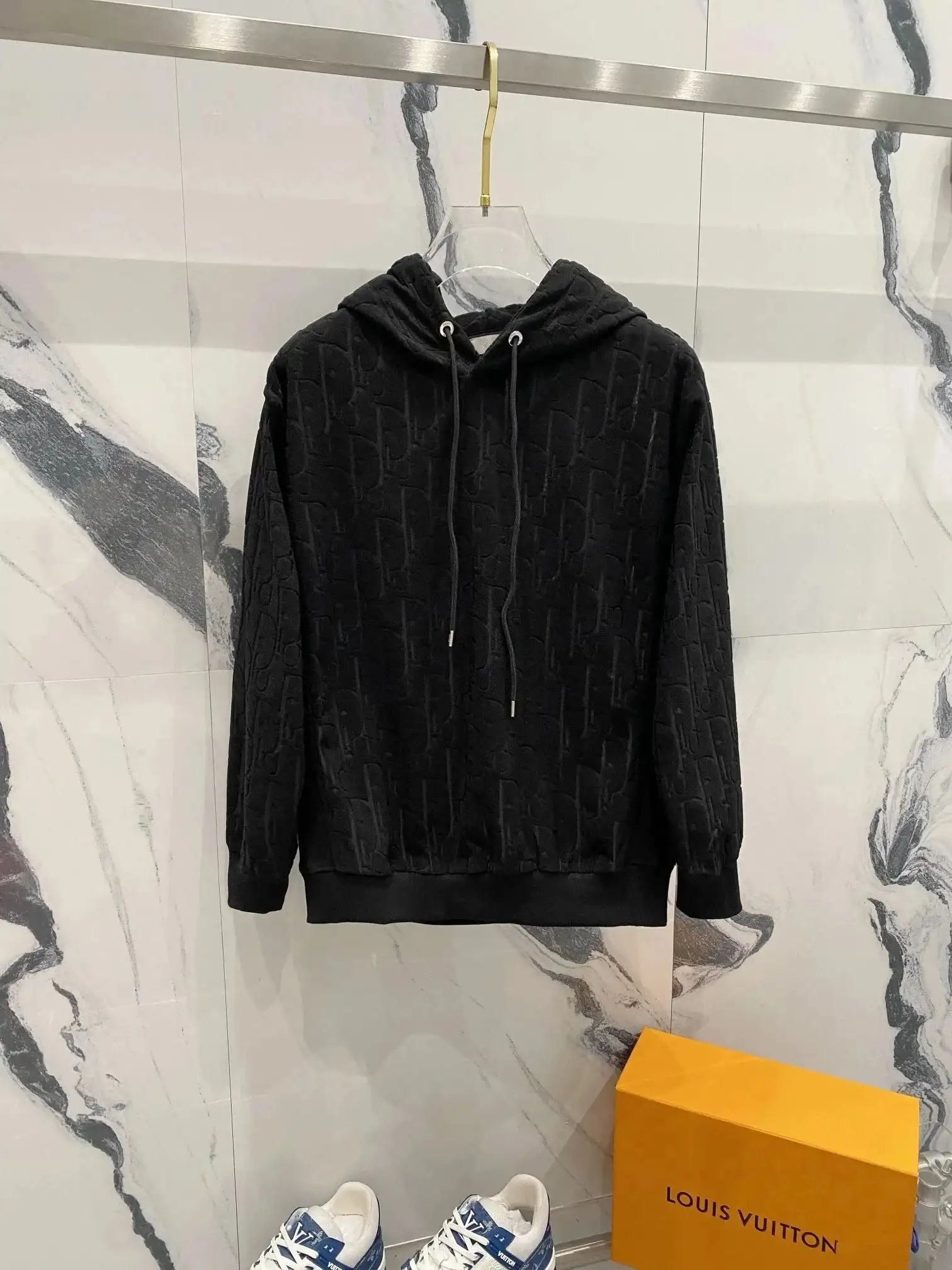 Dior Oblique Hoodies & Sweatshirts [30+ styles] — foto 4 de 6