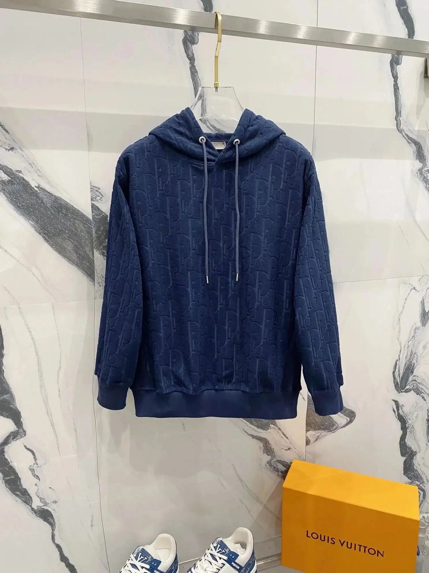 Dior Oblique Hoodies & Sweatshirts [30+ styles] — foto 6 de 6