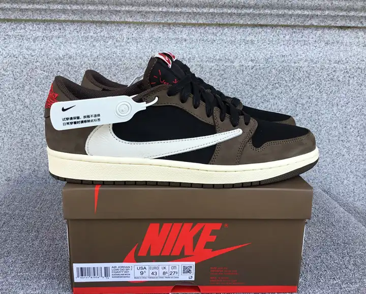 Air Jordan 1 (32 styles) — foto 4 de 6
