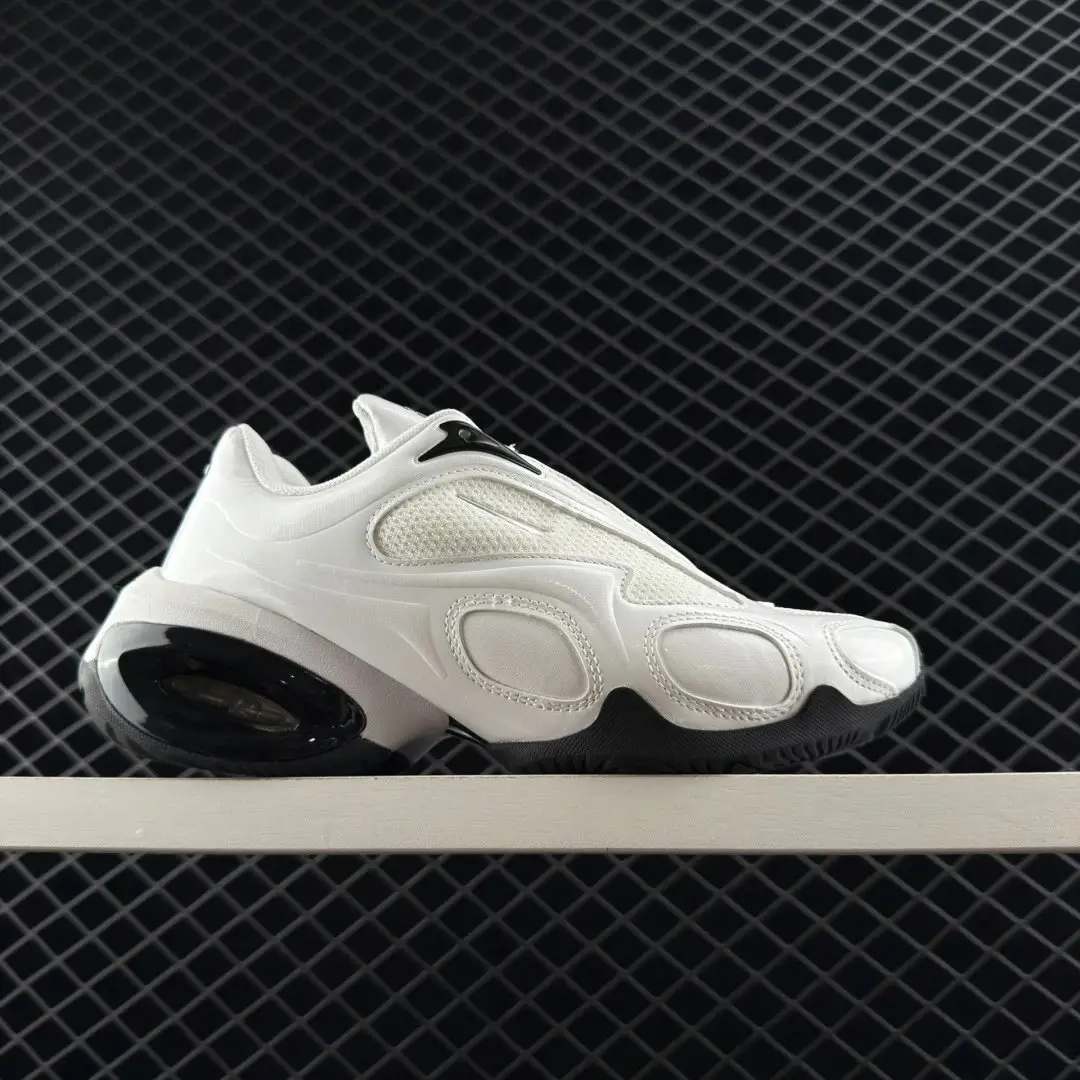 Nike Air Max Muse & NOCTA x Nike Glide Sneakers — foto 6 de 6