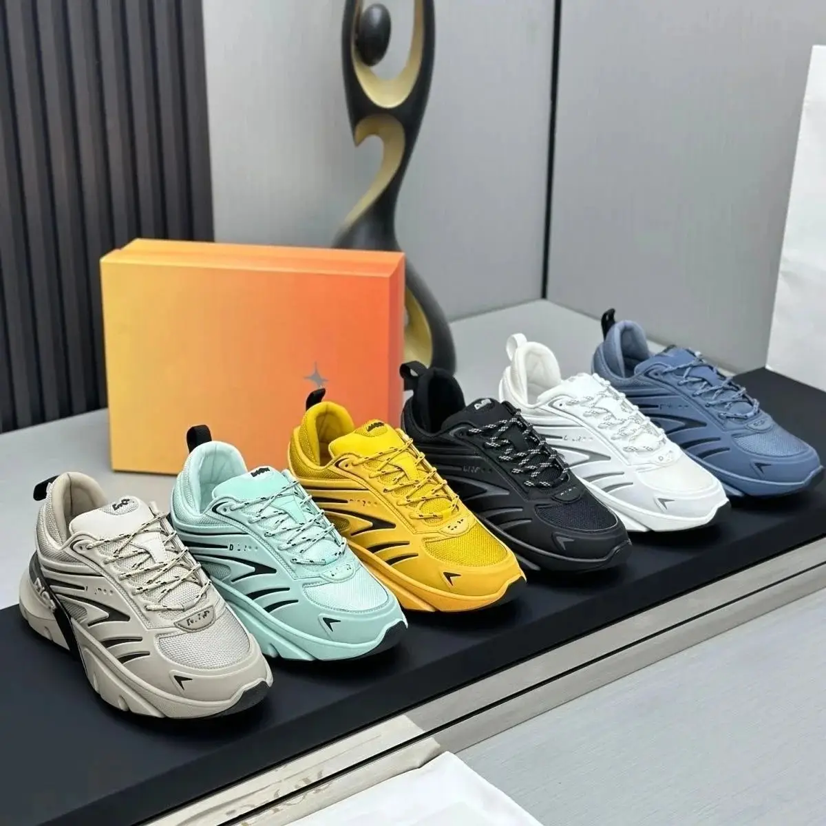 Dior B44 Blade Sneakers — foto 2 de 6