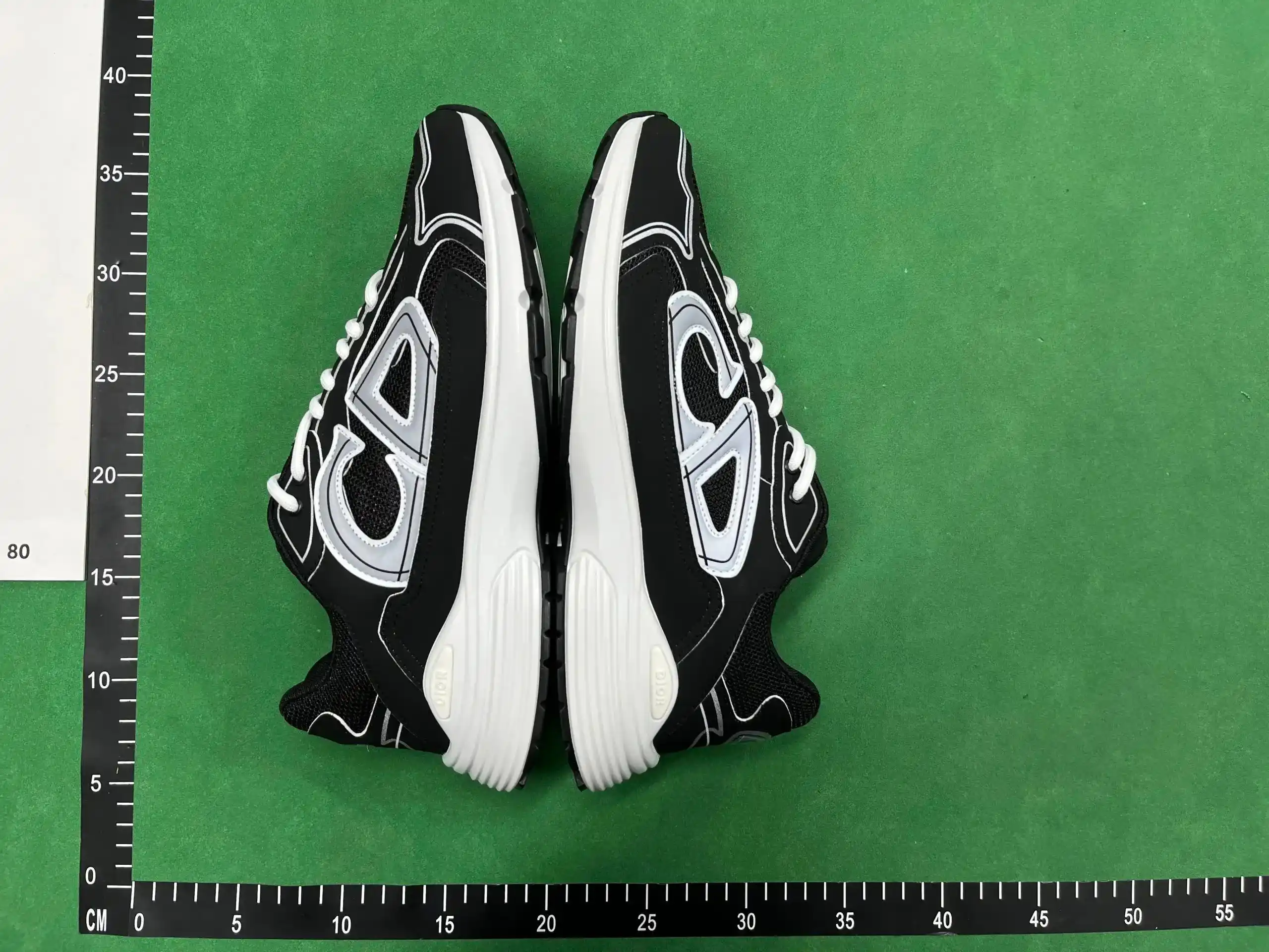 Dior Sneakers — foto 6 de 6