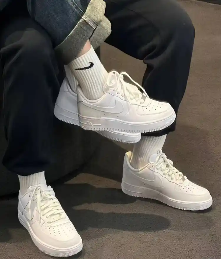 Nike Air Force 1 Sneakers [22 styles] — foto 4 de 6