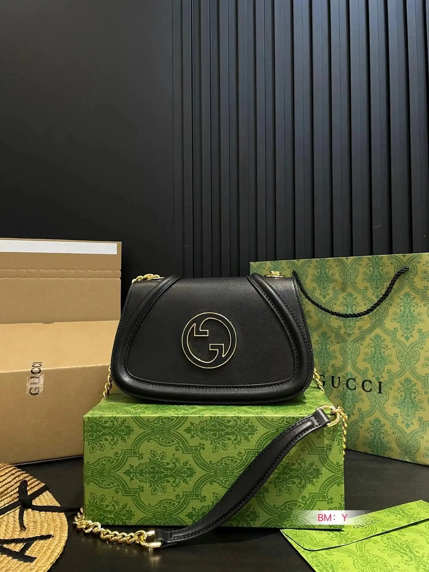 Gucci GG Supreme Horsebit Shoulder Bag [38 styles] — foto 4 de 6