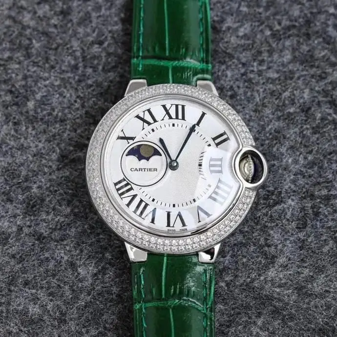 Cartier men's and women's watches — foto 6 de 6