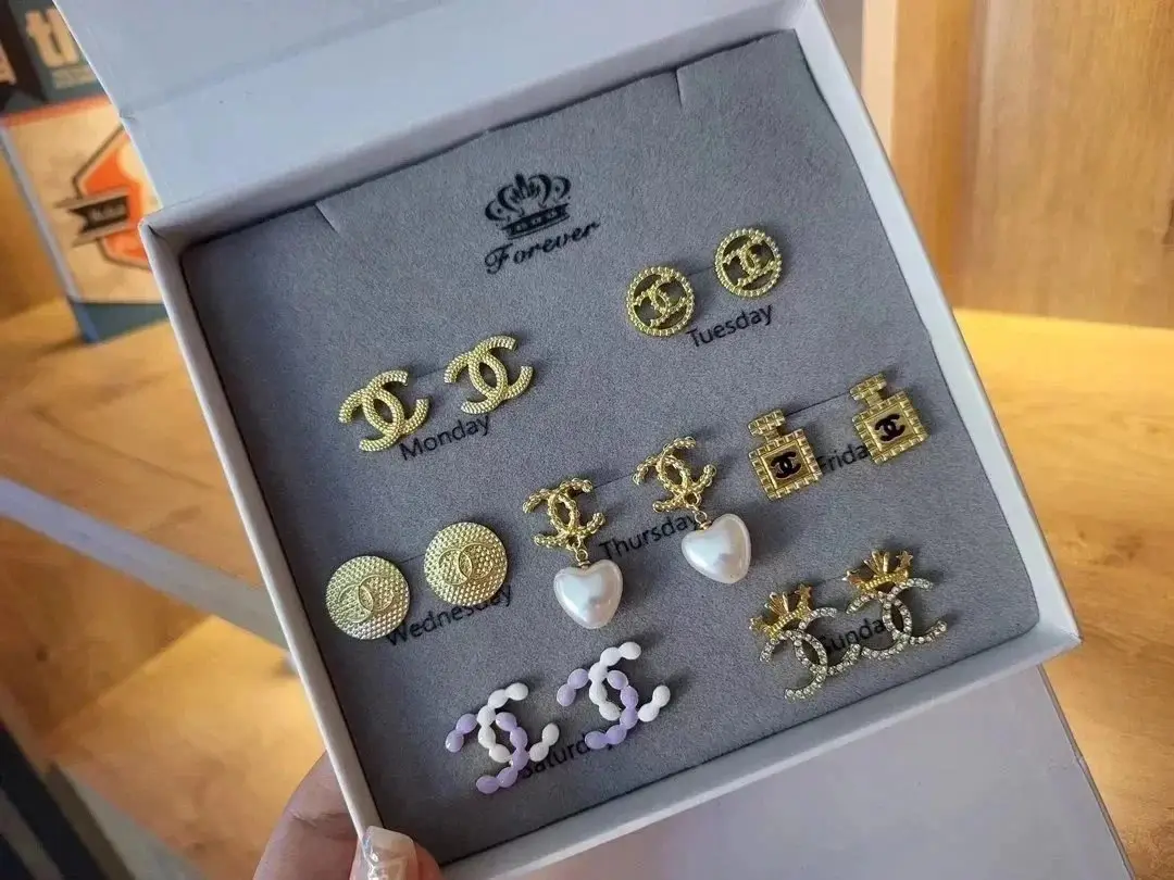 Chanel Earrings(29 styles) — foto 4 de 6