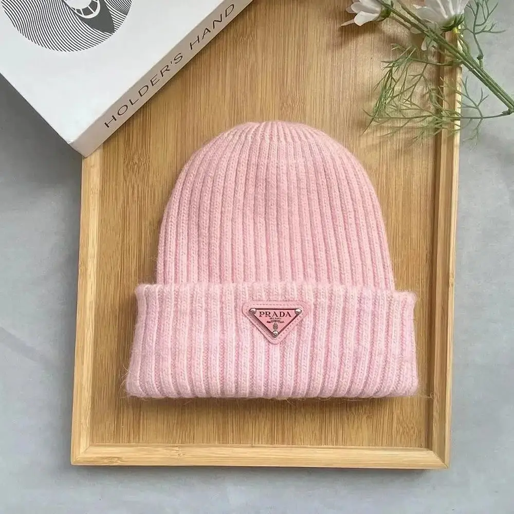 Prada hat — foto 6 de 6