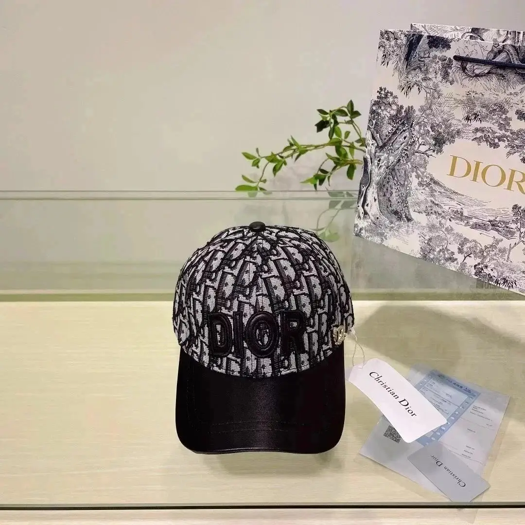 Dior cap (40 CP) — foto 5 de 6