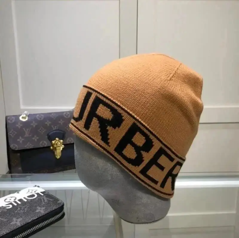 Burberry Logo Knit Beanie Hat [5 styles] — foto 5 de 6
