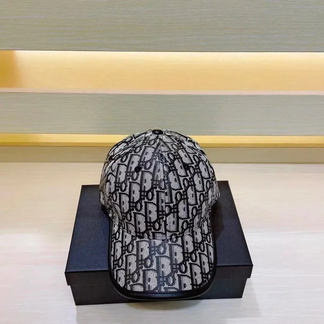 Dior Cap — foto 2 de 6
