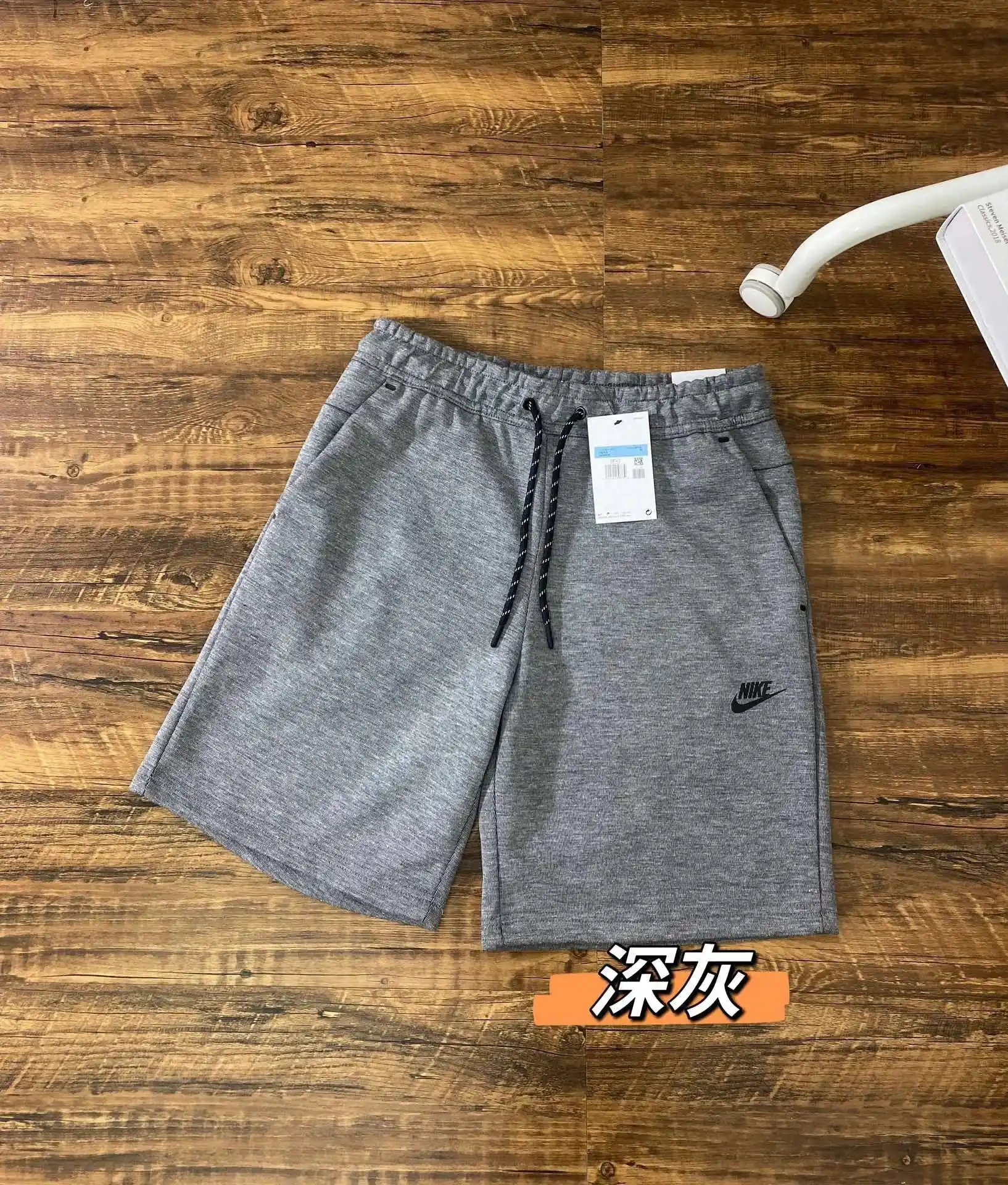 NIKE shorts — foto 5 de 6