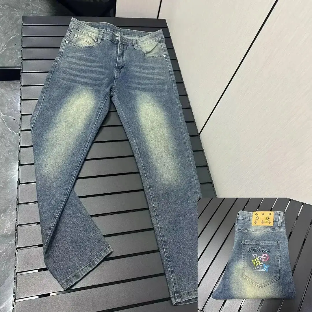 Louis Vuitton Monogram Denim Jeans [10 styles] — foto 6 de 6