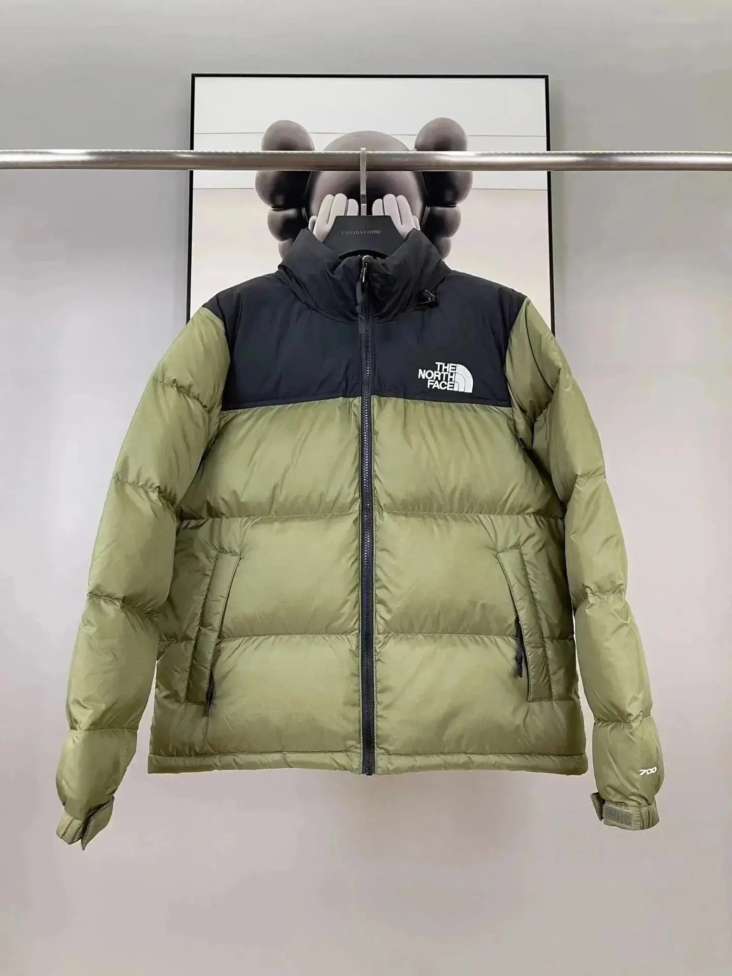 The North Face Nuptse Down Jacket [30 styles] — foto 3 de 6