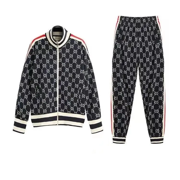 GUCCI GG Supreme Tracksuit [28 styles] — foto 4 de 6