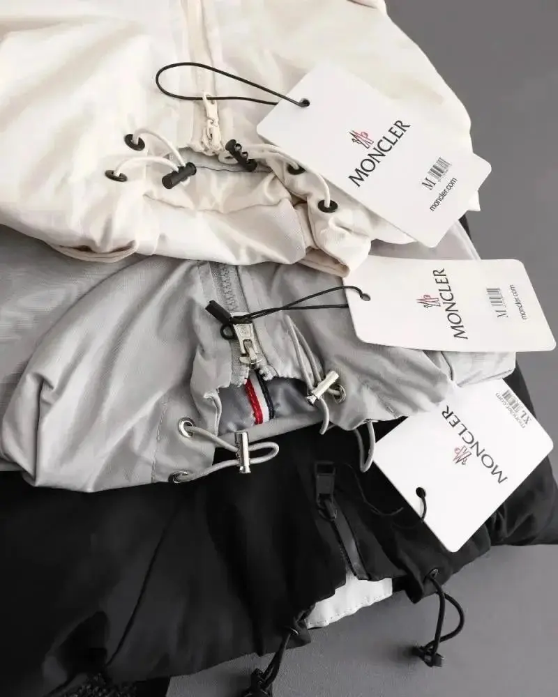 Moncler MAYA Jacket & Hoodie & Sweatshirt — foto 5 de 6
