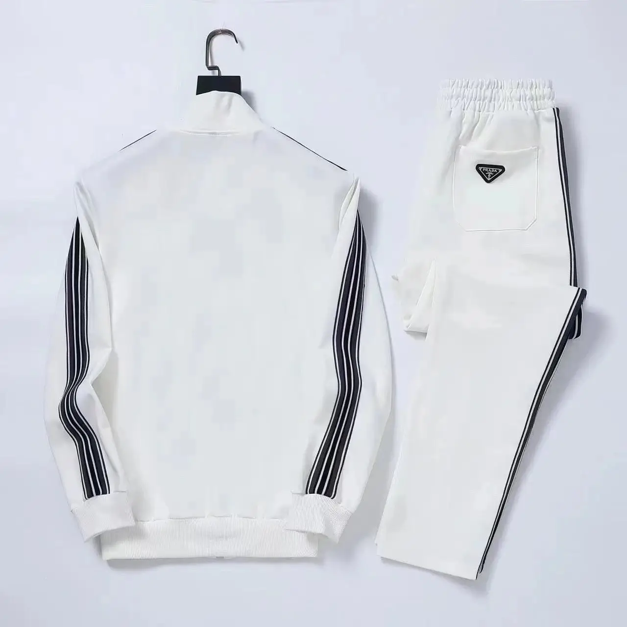 Prada Linea Rossa Tracksuit — foto 4 de 6