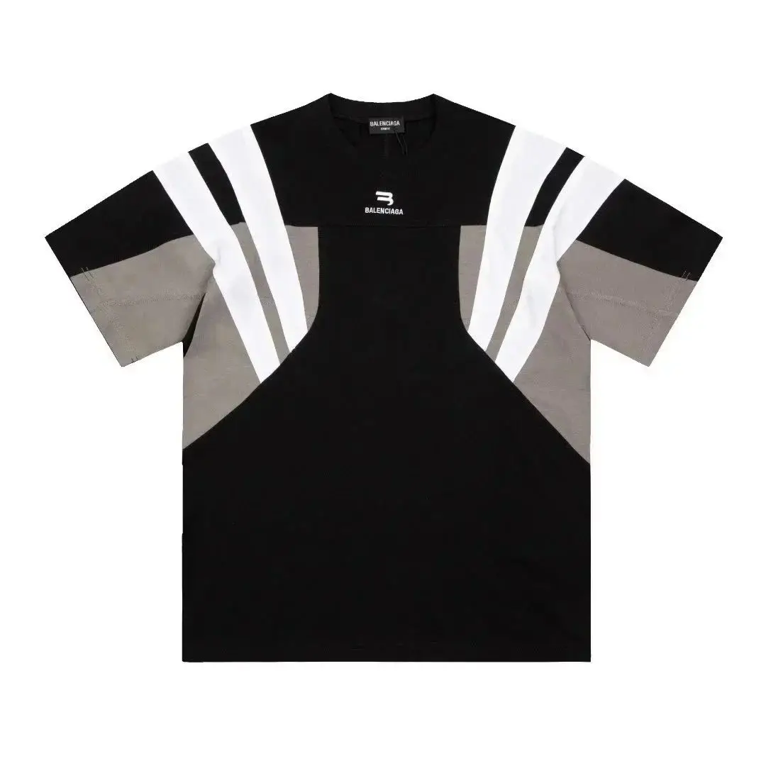 Balenciaga T-shirt (40 CP) — foto 4 de 6