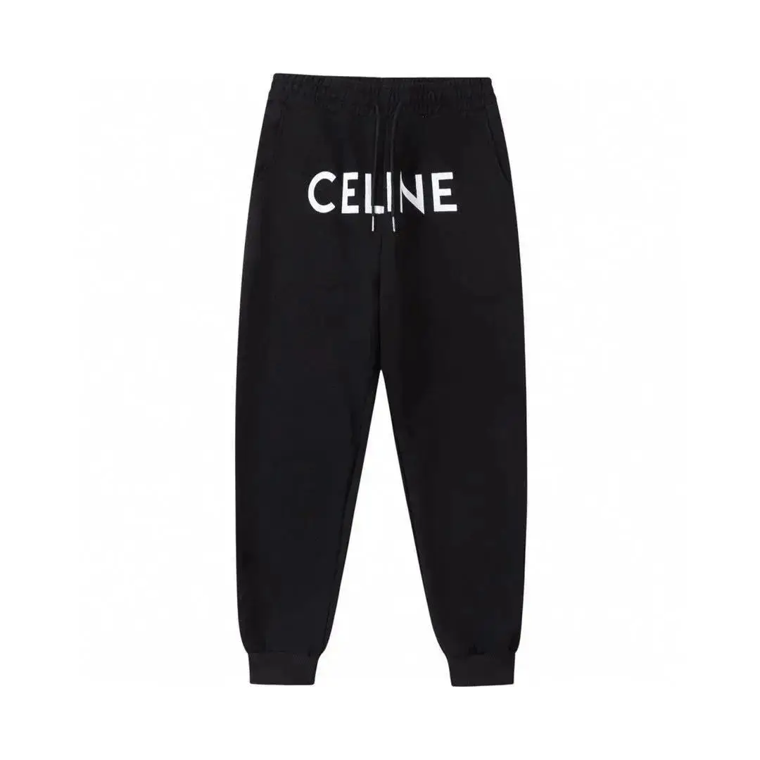 Celine Suits — foto 5 de 6