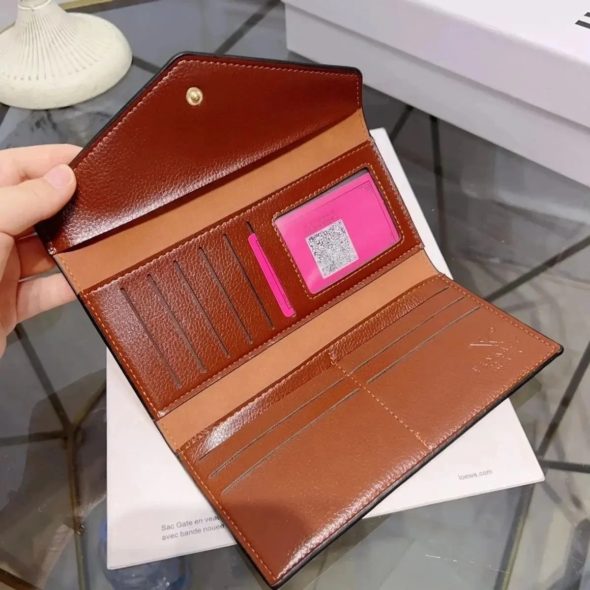 Saint Laurent Envelope Wallet [2 styles] — foto 3 de 6