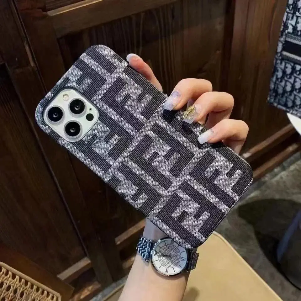LV Monogram Phone Case [40 styles] — foto 4 de 6