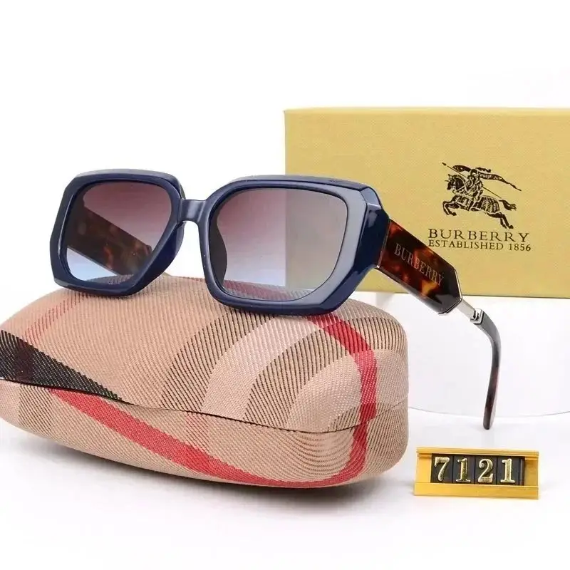 Burberry MAYA Sunglasses [30+ styles] — foto 3 de 6