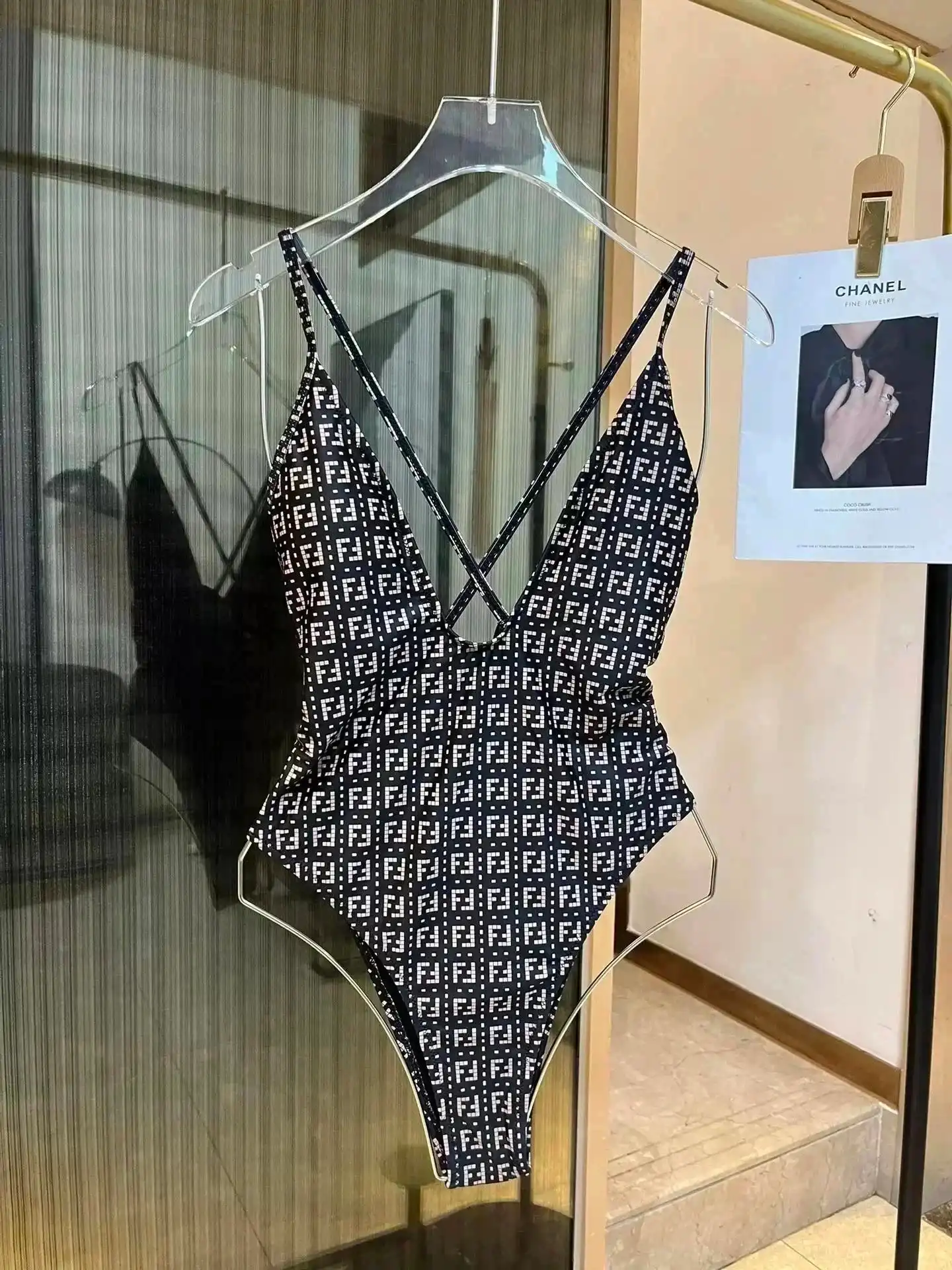 Fendi Swimsuit — foto 5 de 6