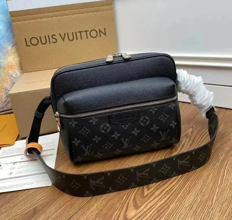 LV dior Gucci genuine leather bag — foto 6 de 6