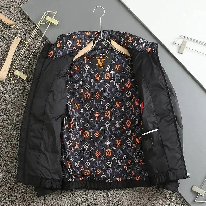 LV down jacket — foto 5 de 6