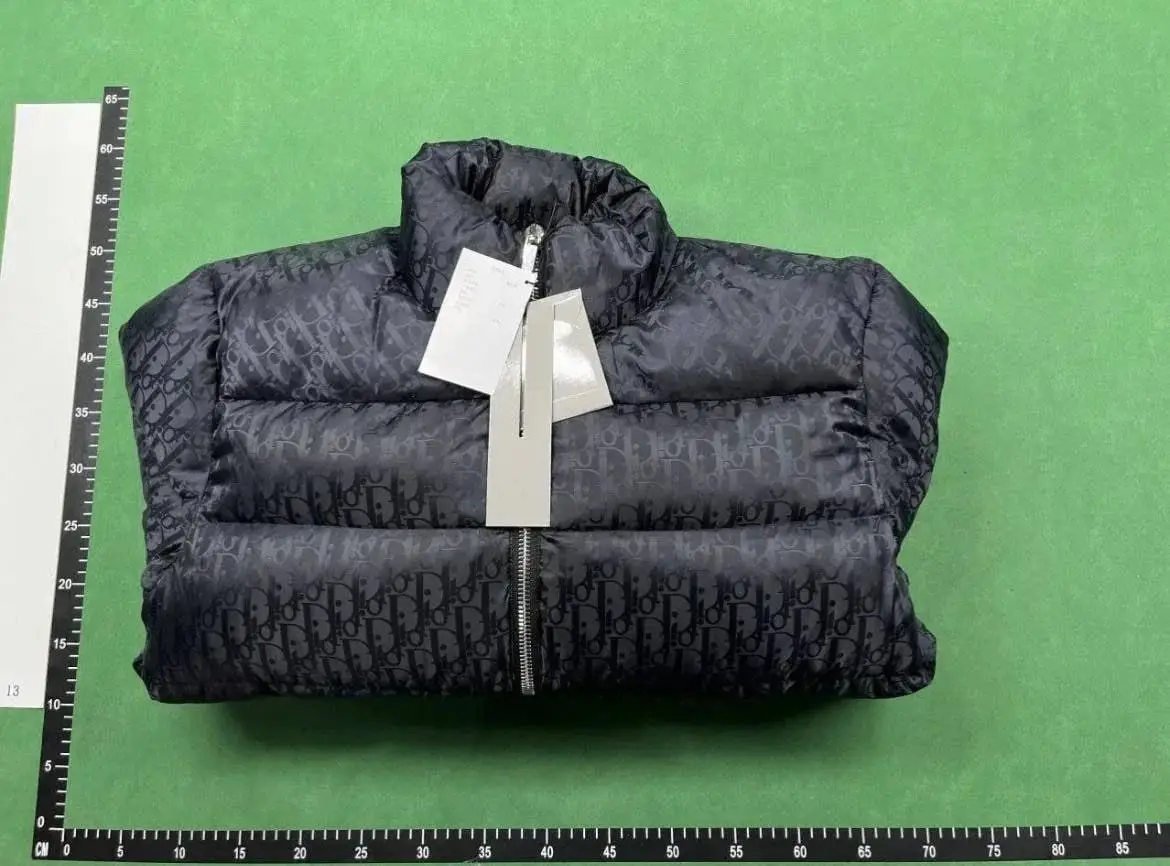 Dior Down Jacket — foto 6 de 6