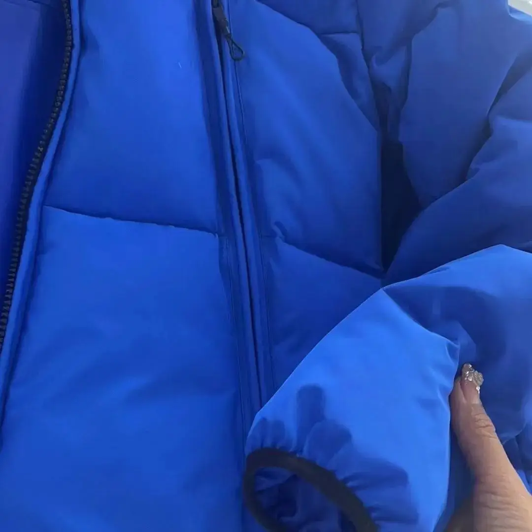 Moncler hooded down jacket — foto 3 de 6