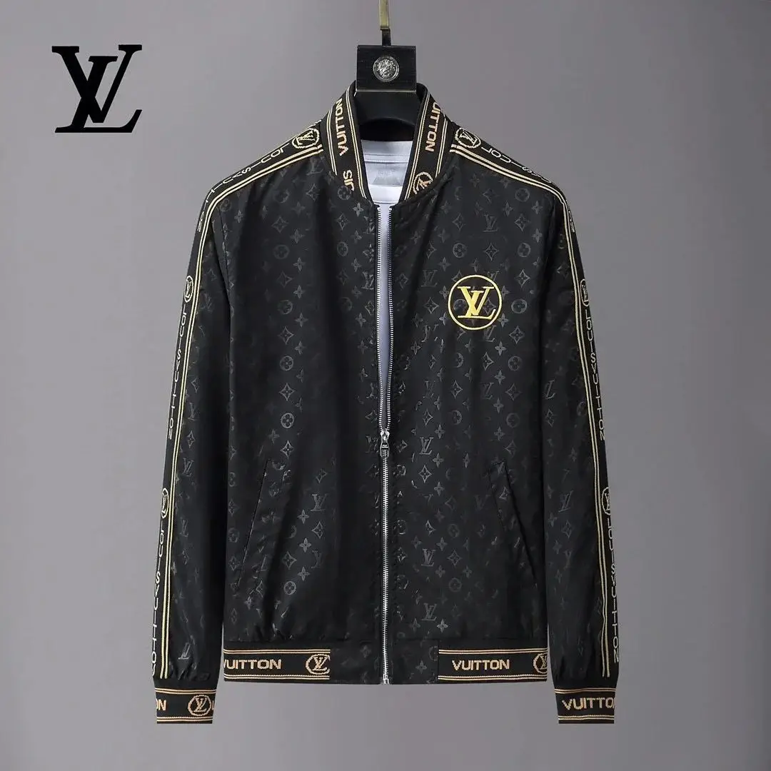 Louis Vuitton Monogram Hooded Jacket [9+ styles] — foto 5 de 6