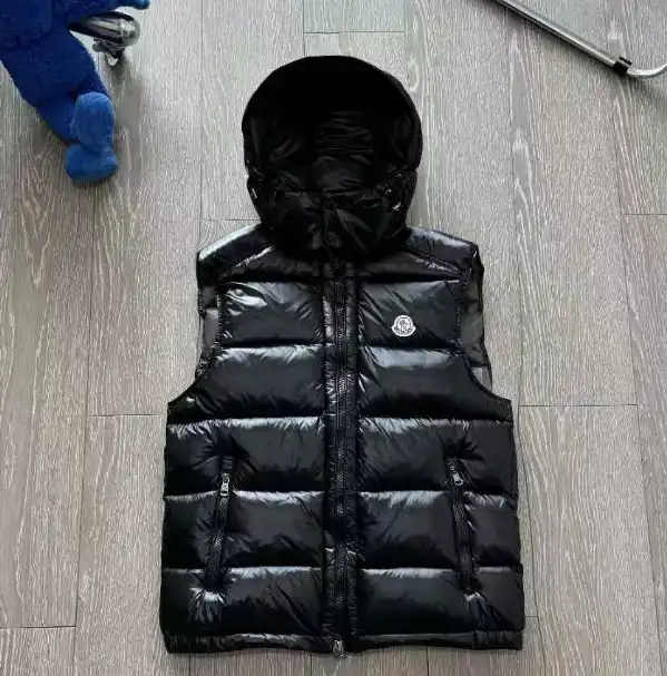 Moncler MAYA Vest [3 styles] — foto 6 de 6