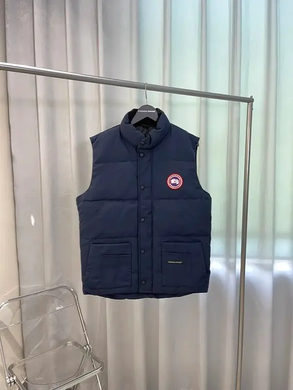Canada Goose Freestyle Vest [12 styles] — foto 3 de 6