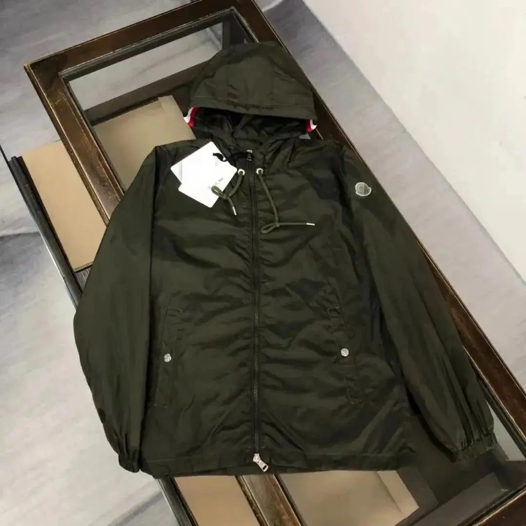 Moncler Maya Jacket — foto 4 de 6