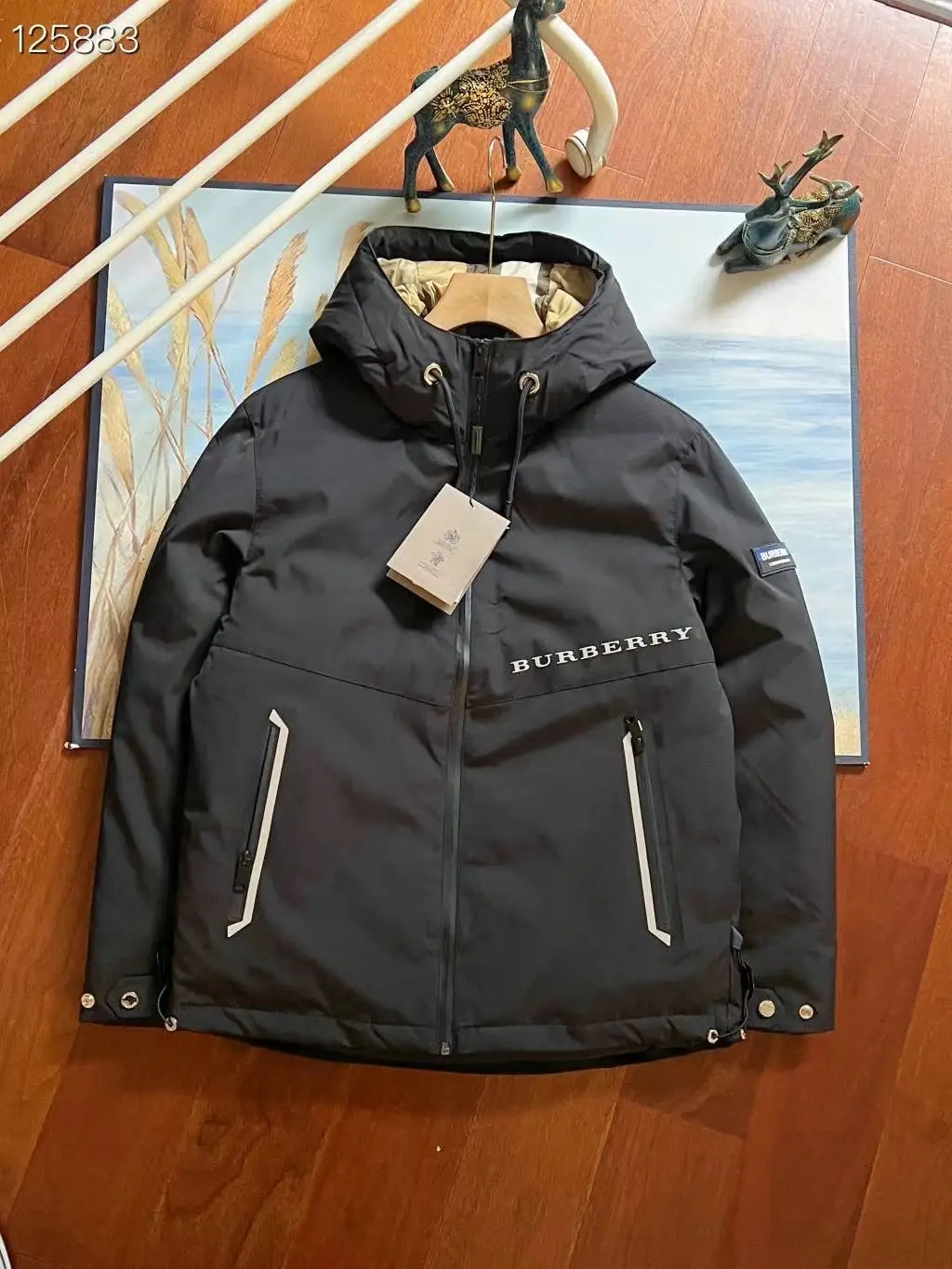 Burberry Down Jacket — foto 4 de 6