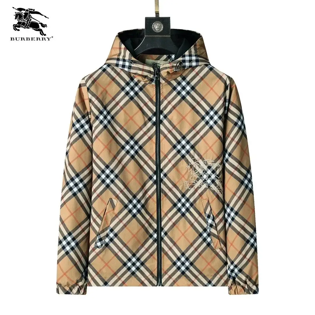 Burberry Check Print Hooded Windbreaker [Multiple Styles] — foto 5 de 6