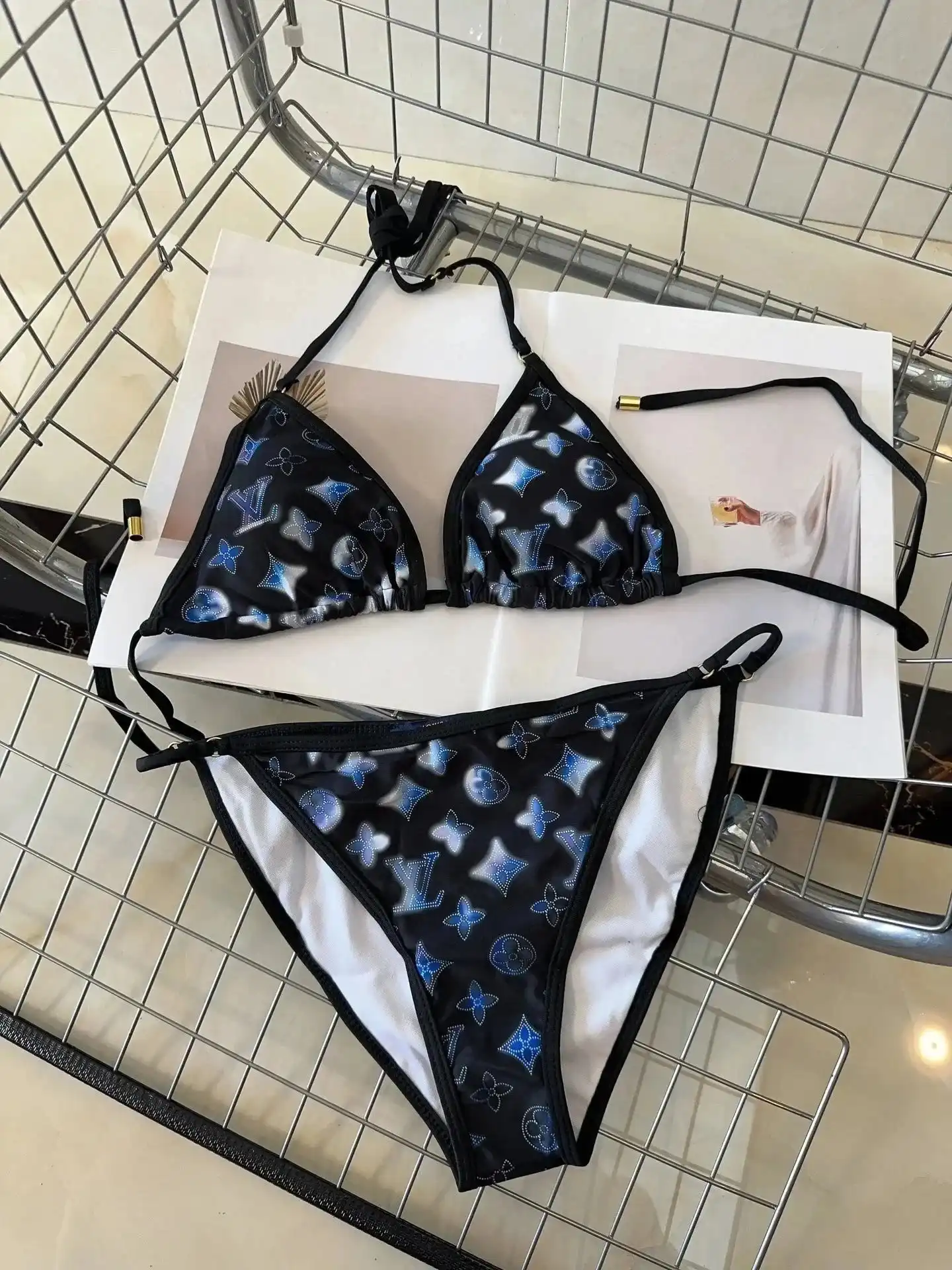 Louis Vuitton Bodysuit — foto 3 de 6