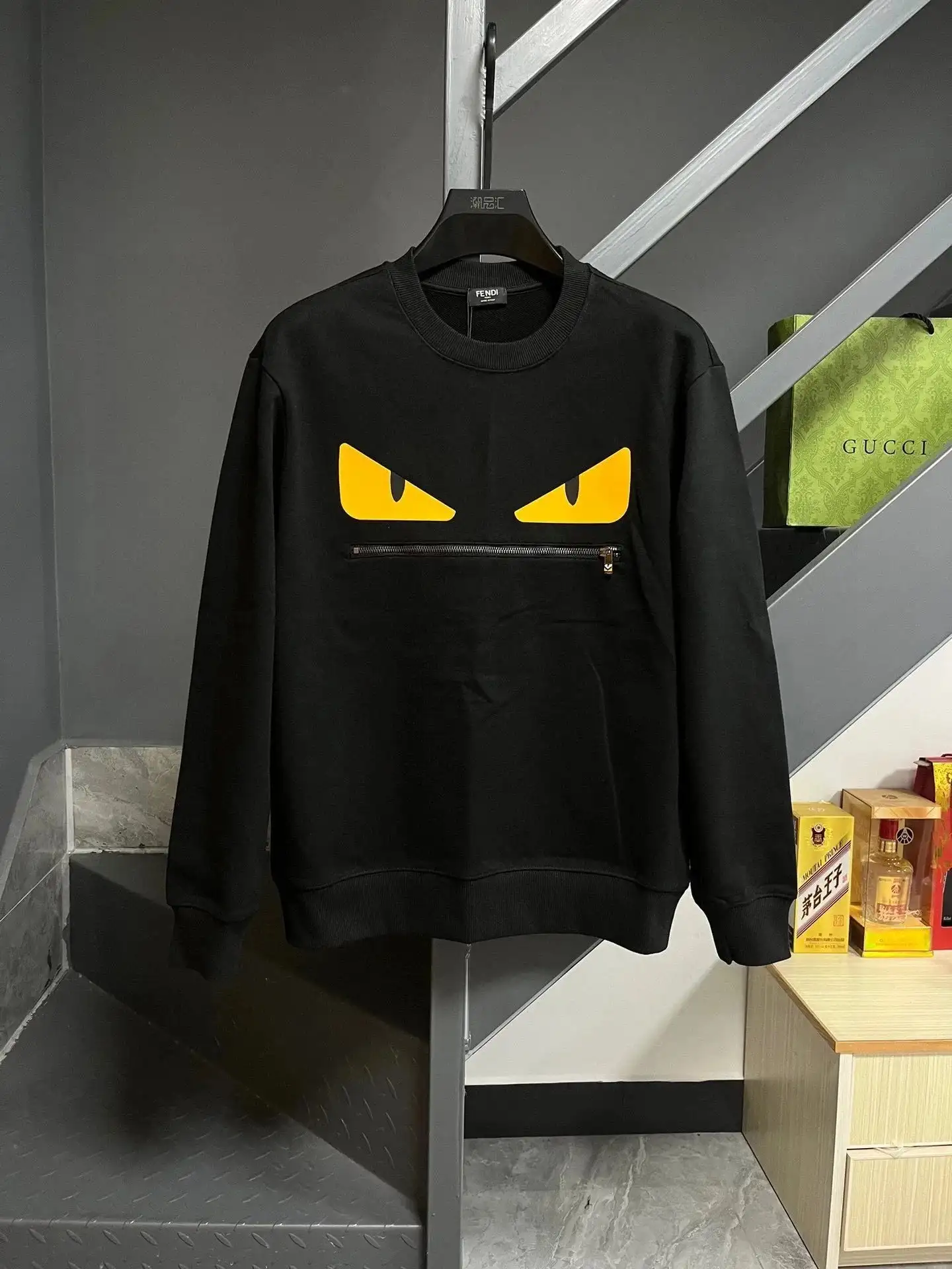 Fendi Hoodie (13 styles)