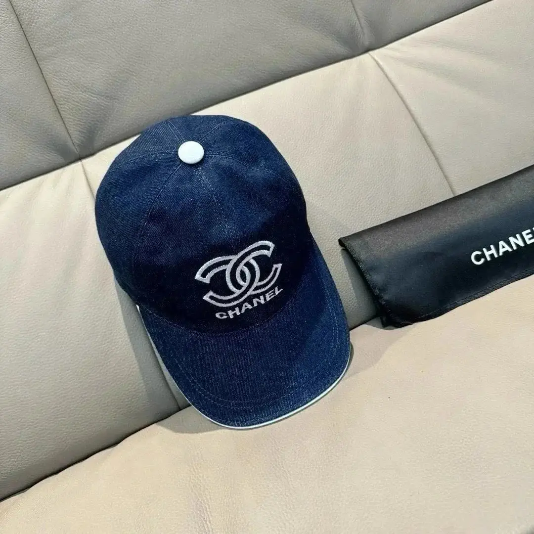 Chanel Bandana Print & Straw Bow Hats [40 styles] — foto 6 de 6