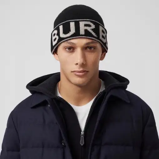 Burberry Logo Knit Beanie [5 styles] — foto 2 de 6