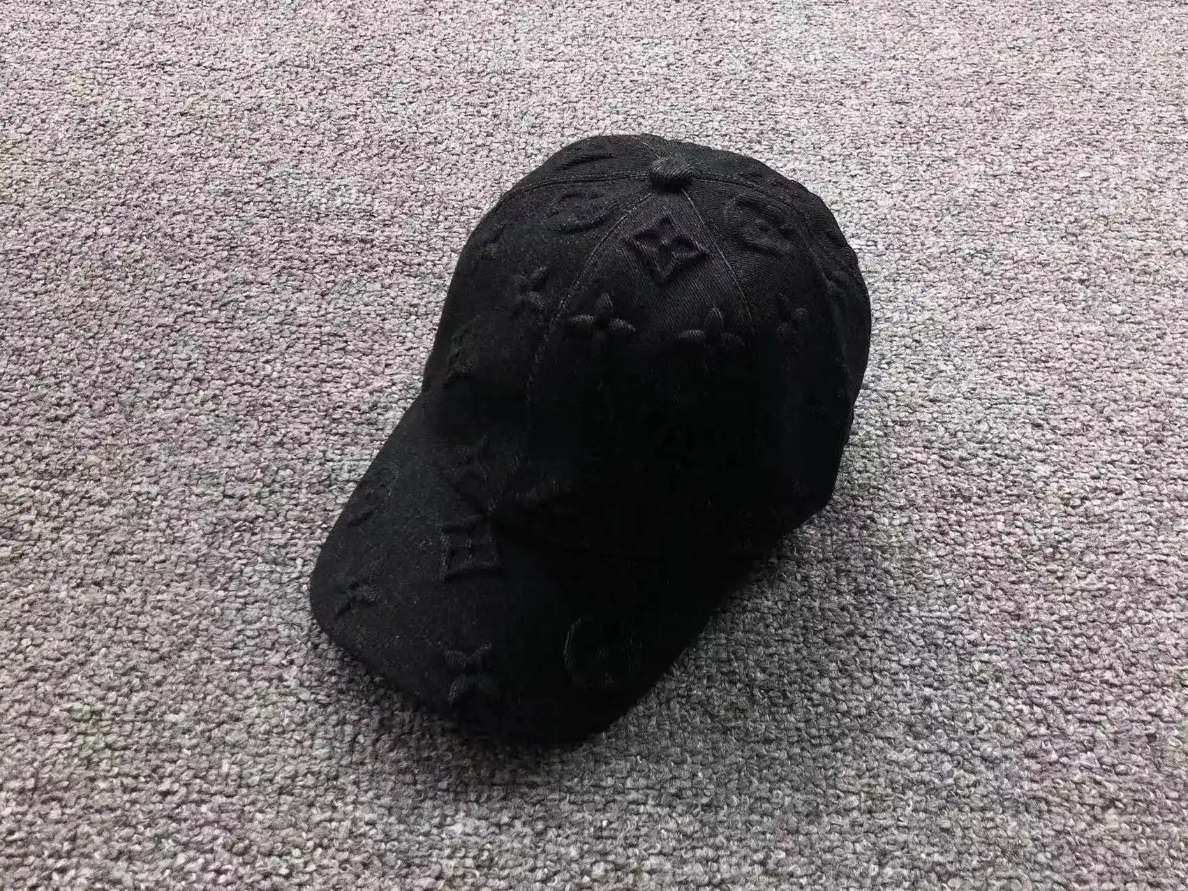 Louis Vuitton Monogram Baseball Cap — foto 4 de 6