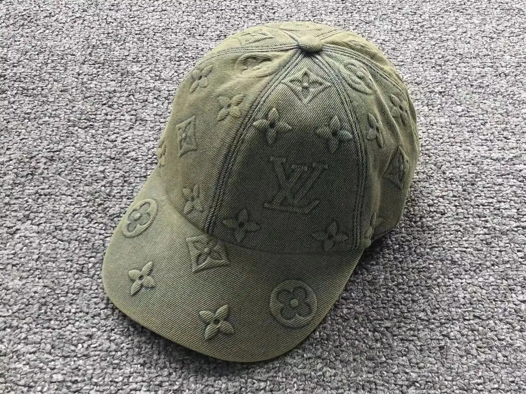 Louis Vuitton Monogram Baseball Cap — foto 5 de 6