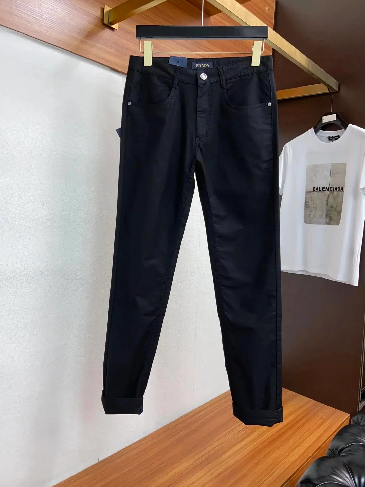 Prada casual trousers (21 styles) — foto 5 de 6