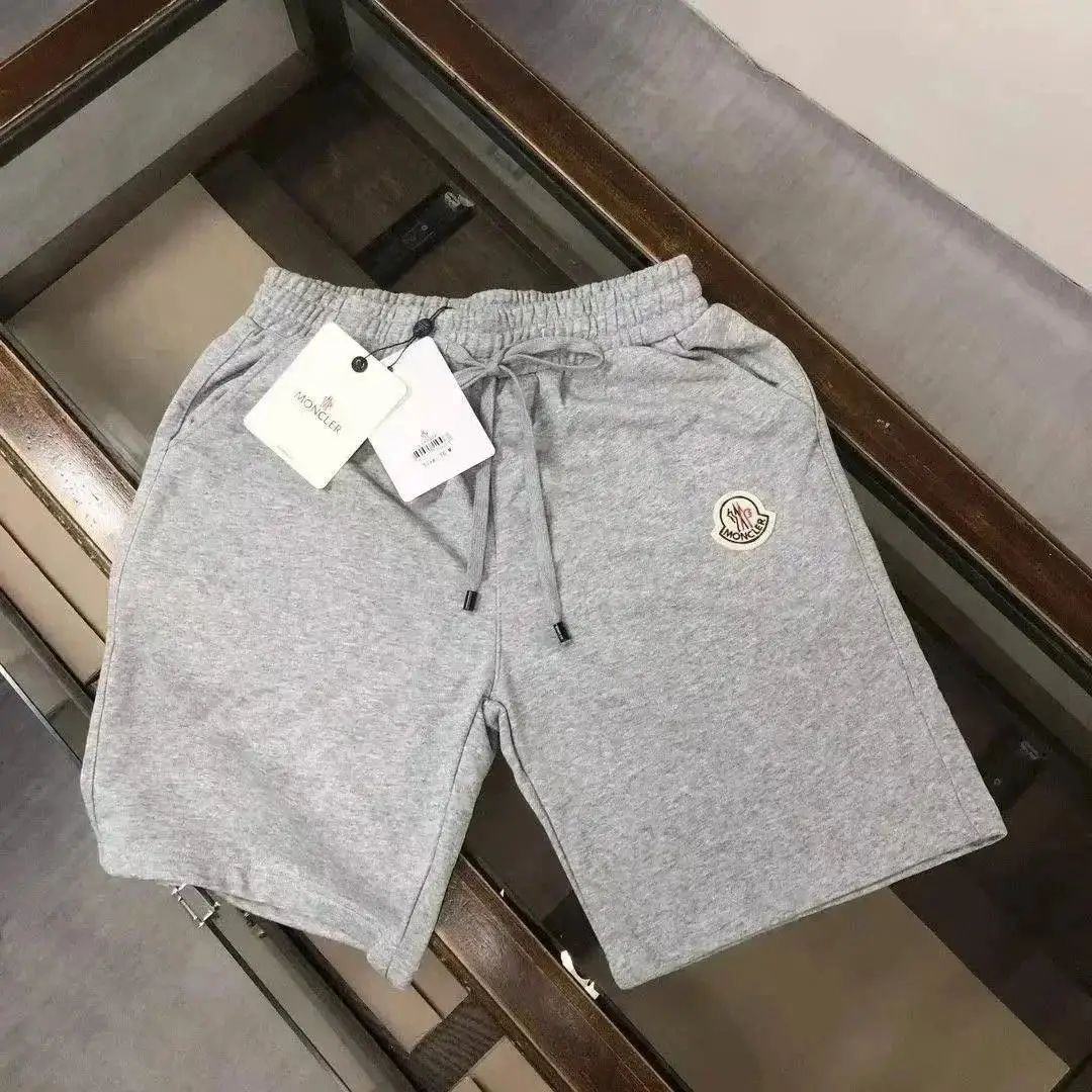 Moncler Shorts( 38 + styles) — foto 5 de 6