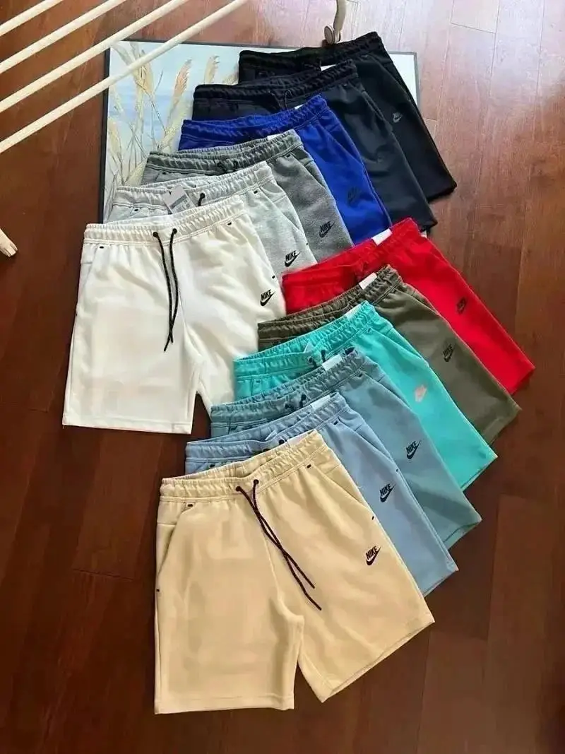 AMIRI Hoodie(+3 Color) — foto 2 de 6