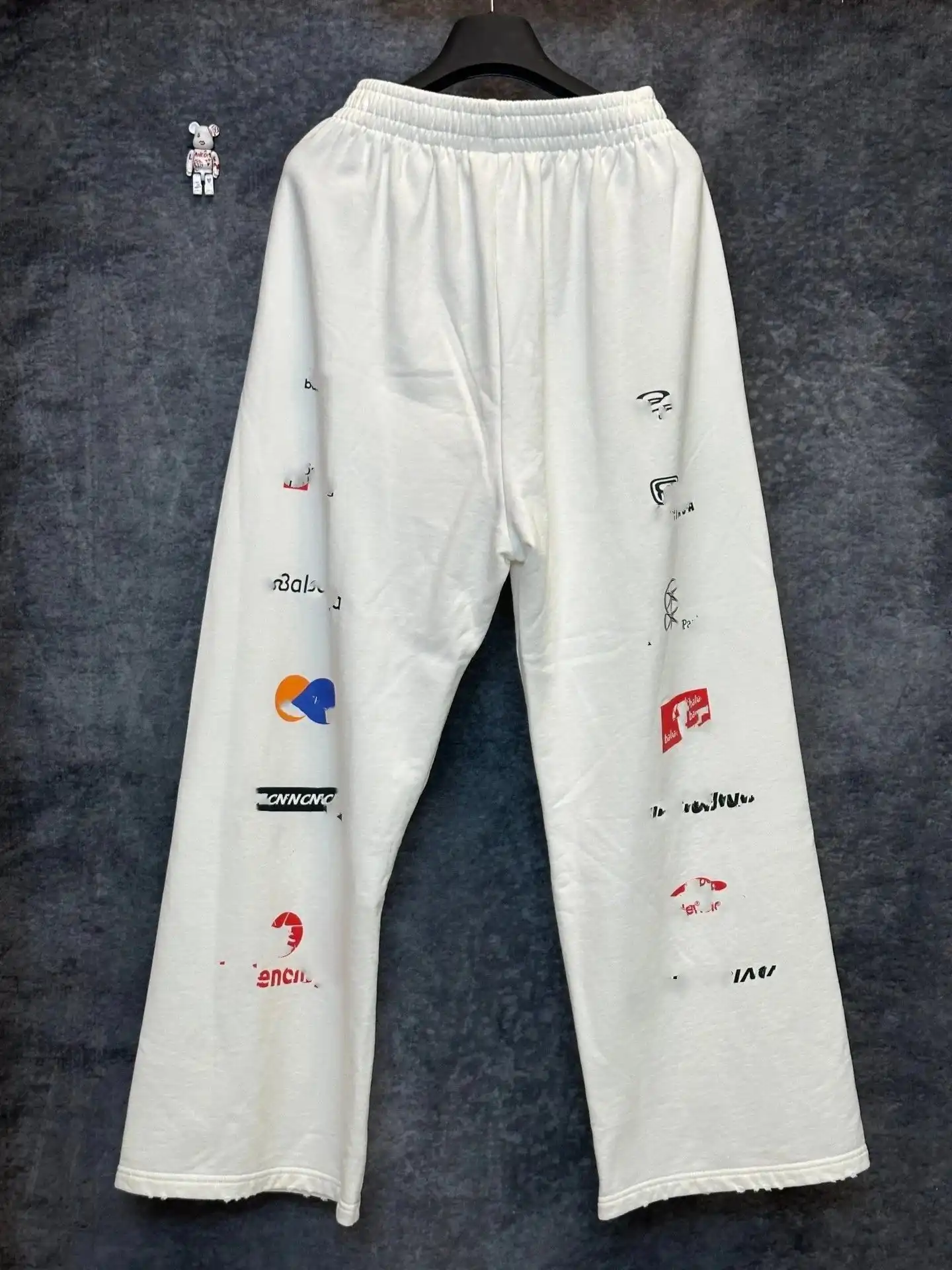 Balenciaga Pants — foto 4 de 6