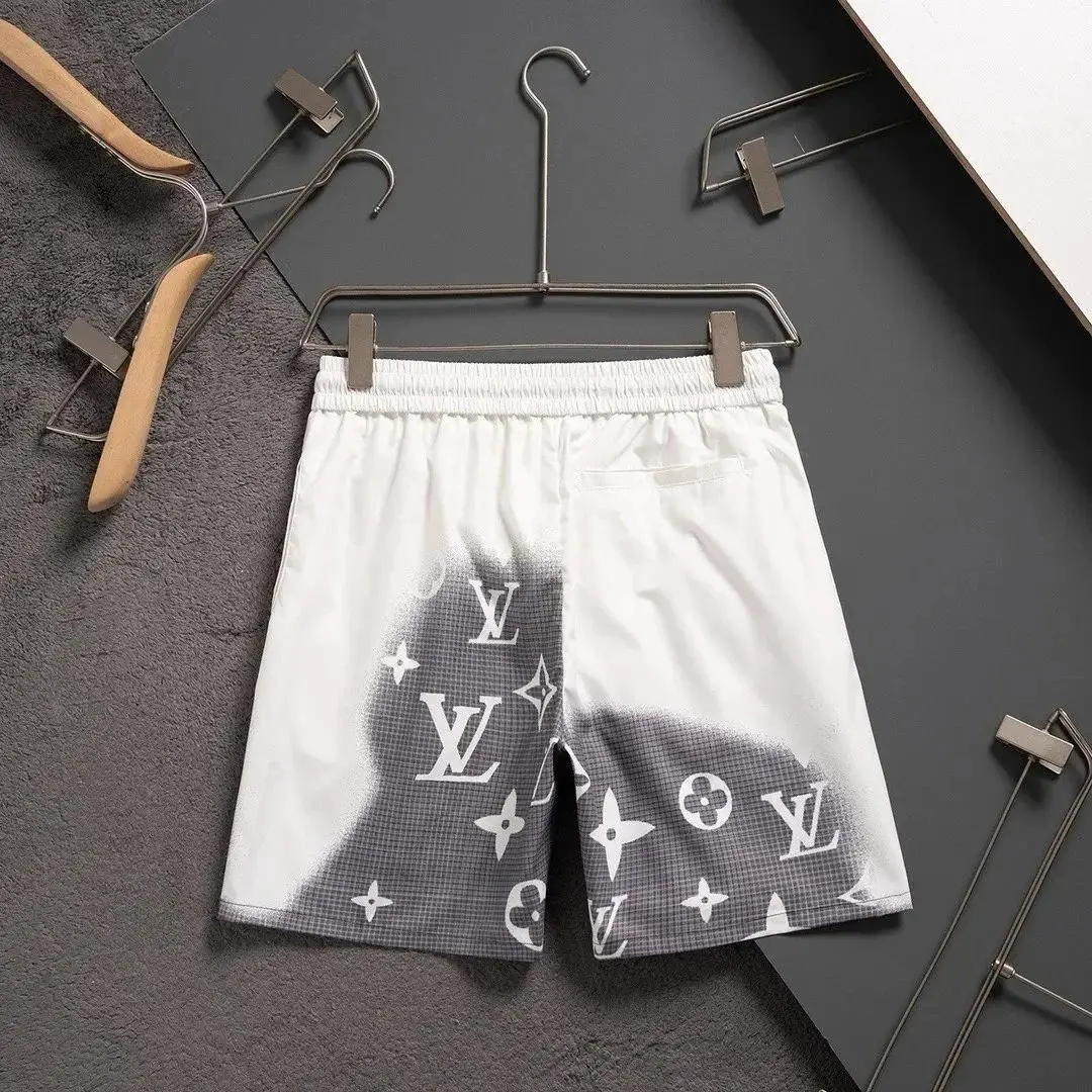 LV Shorts Beach Pants (Styles 40+) — foto 4 de 6