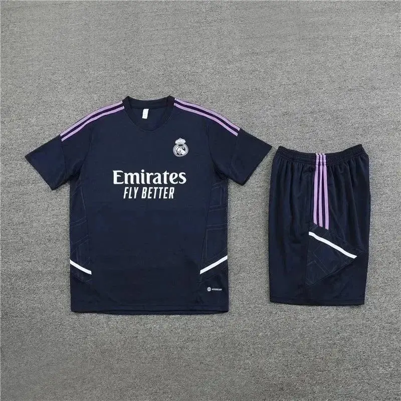 EMIRATES Football suit Real Madrid — foto 5 de 6