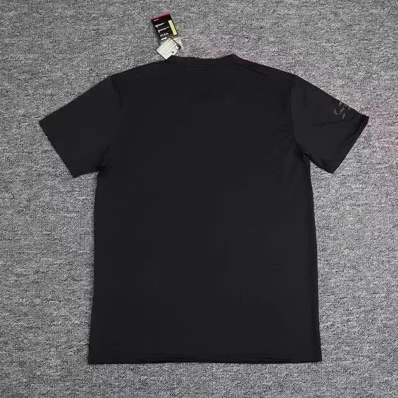 Under Armour T-Shirt — foto 6 de 6