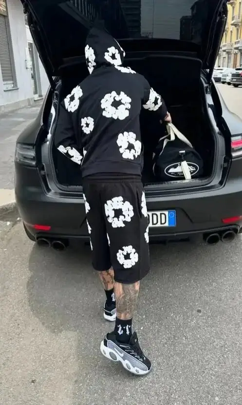 Carhartt WIP Floral Print T-Shirt/Shorts Set — foto 3 de 6